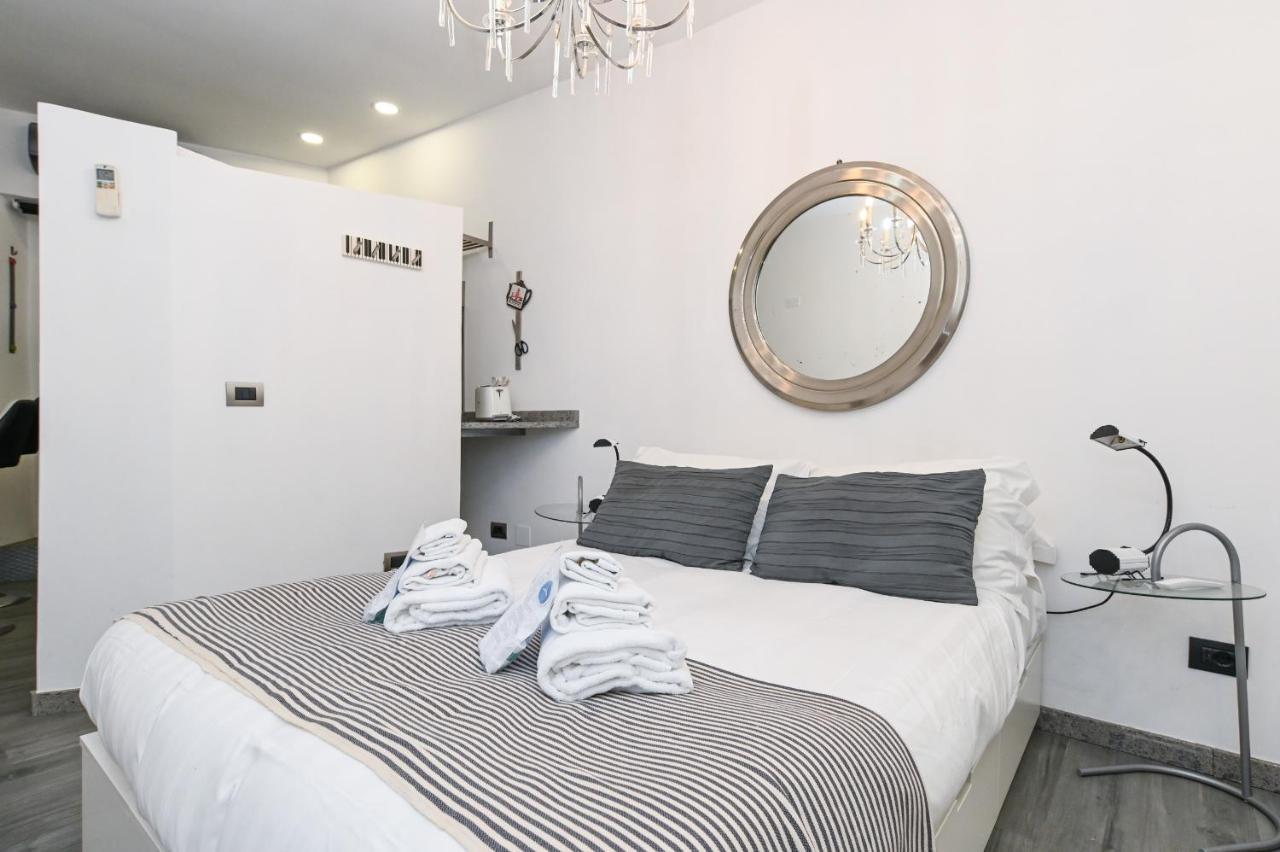 The Essential Trastevere Design Studio Rome Exterior photo