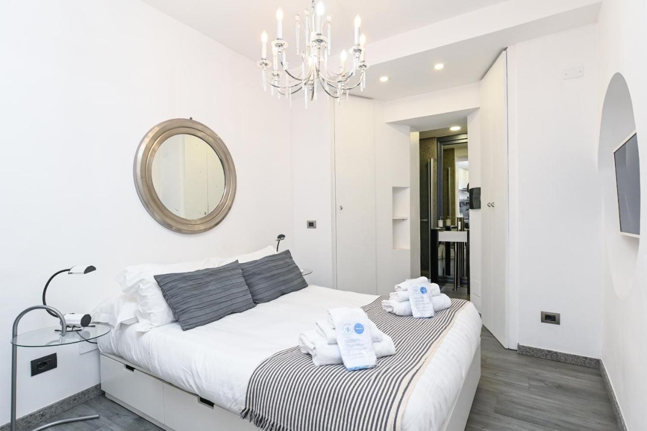 The Essential Trastevere Design Studio Rome Exterior photo